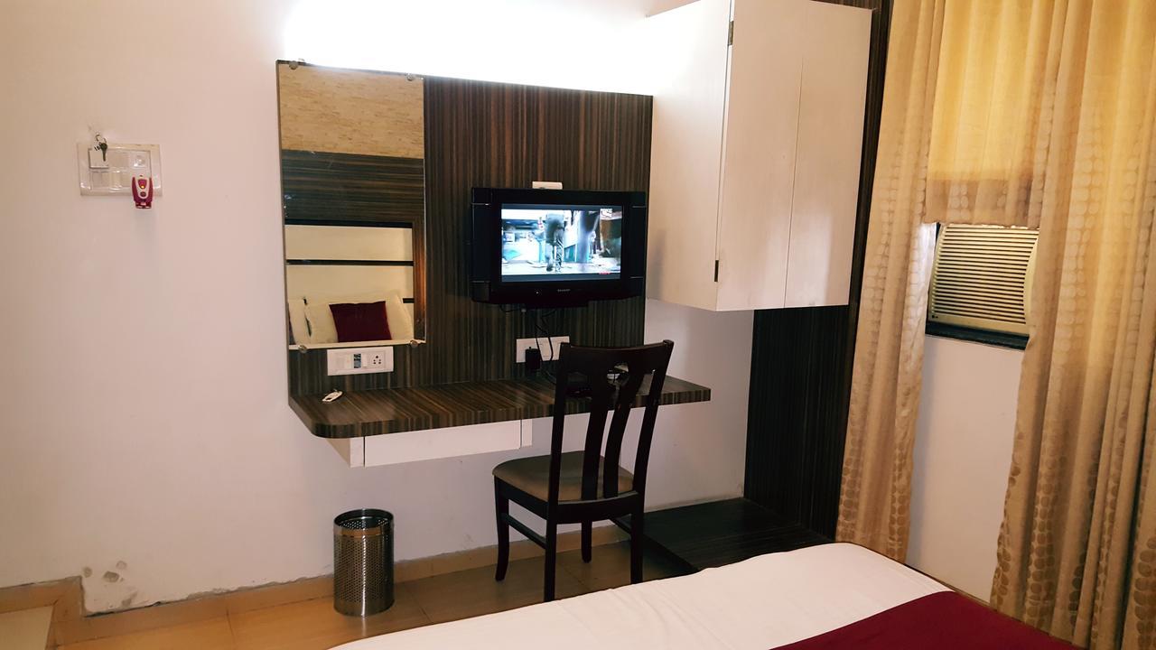 Hotel Khandesh Residency Panvel Exterior photo